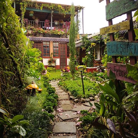 Hotel Casa Chapultepec Coban Exterior photo